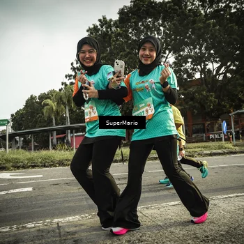 Runner Photo 8328694
