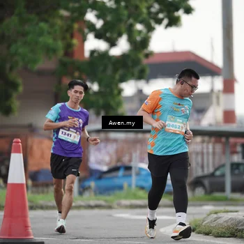Runner Photo 8328719