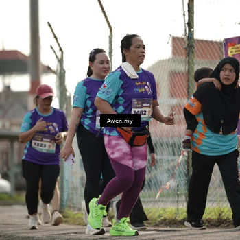 Runner Photo 8328743