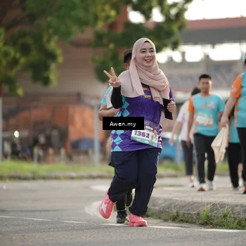 Runner Photo 8328747