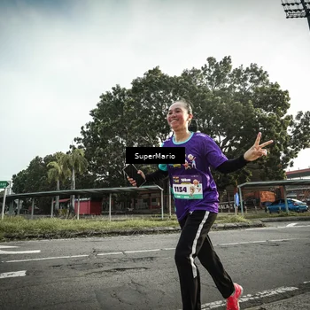 Runner Photo 8328756