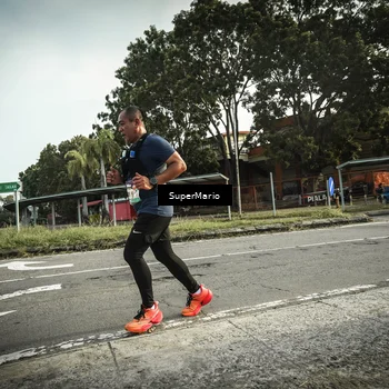 Runner Photo 8328765