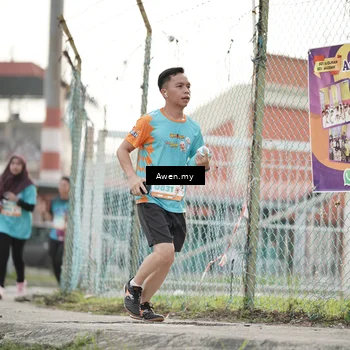 Runner Photo 8328771