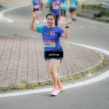 Runner Photo 8328798