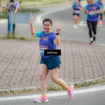 Runner Photo 8328804