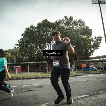 Runner Photo 8328808