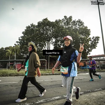 Runner Photo 8328823