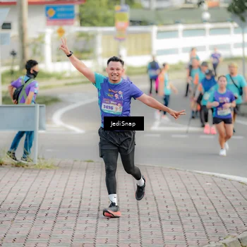 Runner Photo 8328826