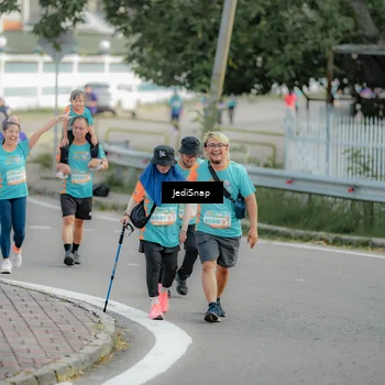 Runner Photo 8328864