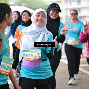 Runner Photo 8328889