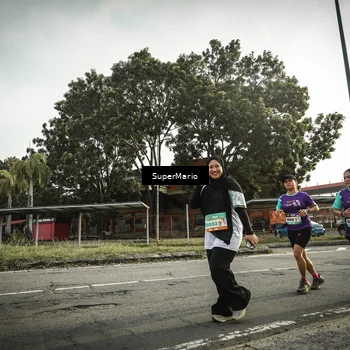 Runner Photo 8328905