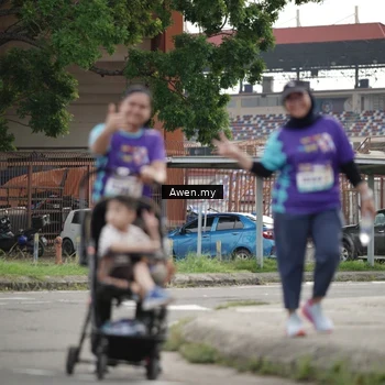 Runner Photo 8328912