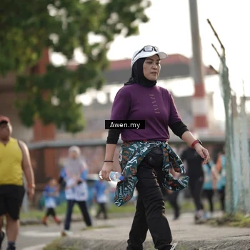 Runner Photo 8328945