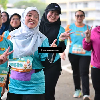 Runner Photo 8328946