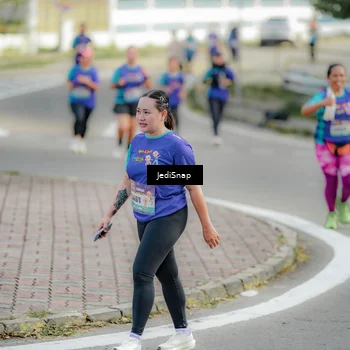 Runner Photo 8328951
