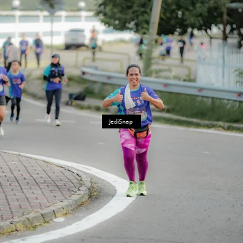 Runner Photo 8328961