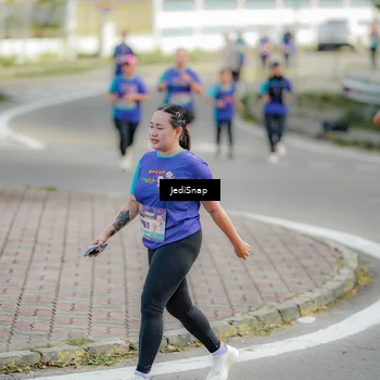 Runner Photo 8328962