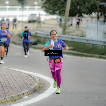 Runner Photo 8328967