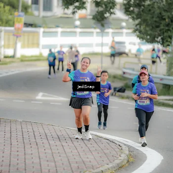 Runner Photo 8328981