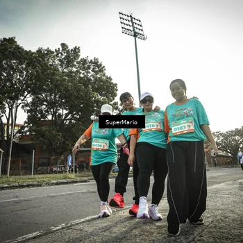 Runner Photo 8329039