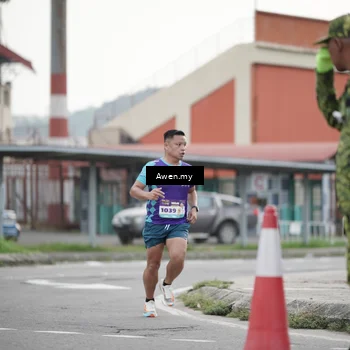 Runner Photo 8329040