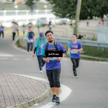 Runner Photo 8329070
