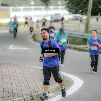Runner Photo 8329078