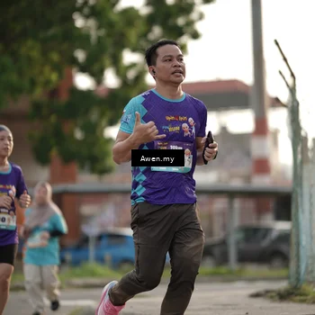 Runner Photo 8329104