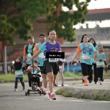 Runner Photo 8329105