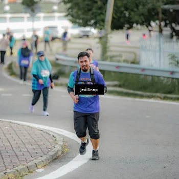 Runner Photo 8329106