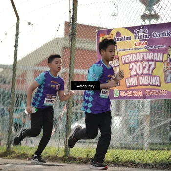 Runner Photo 8329111