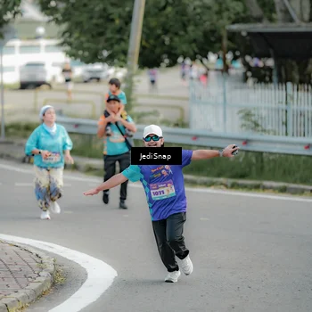 Runner Photo 8329193