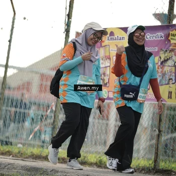 Runner Photo 8329212