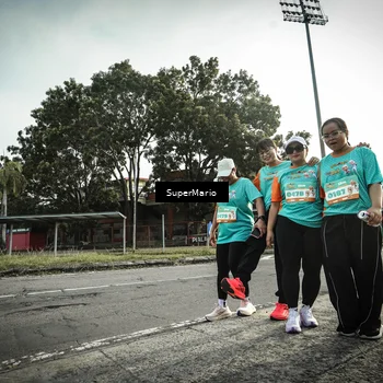 Runner Photo 8329215