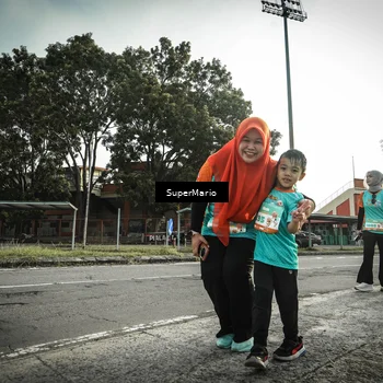 Runner Photo 8329220