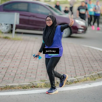 Runner Photo 8329242