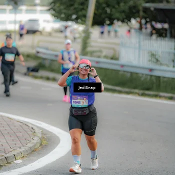 Runner Photo 8329283