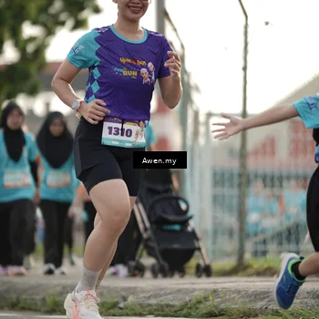 Runner Photo 8329330