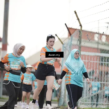 Runner Photo 8329340