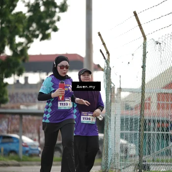 Runner Photo 8329353