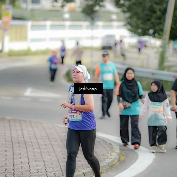 Runner Photo 8329354
