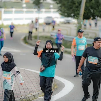 Runner Photo 8329386