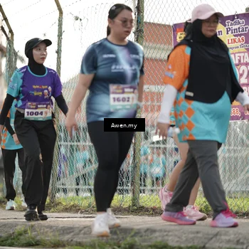 Runner Photo 8329398