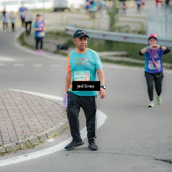 Runner Photo 8329403