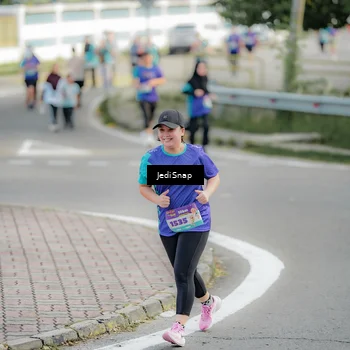 Runner Photo 8329479