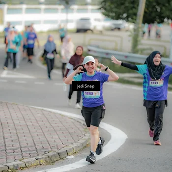Runner Photo 8329538