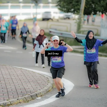 Runner Photo 8329541