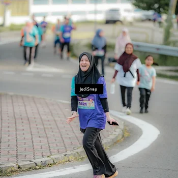 Runner Photo 8329558
