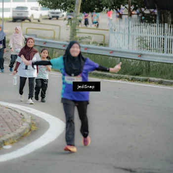 Runner Photo 8329561