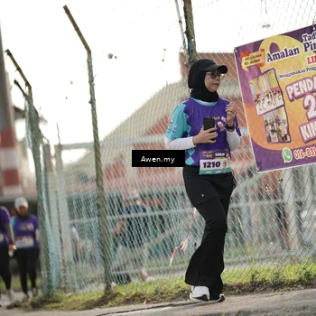 Runner Photo 8329634